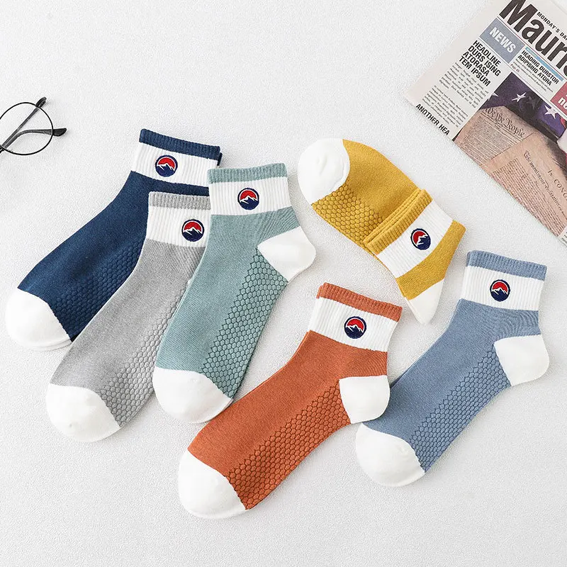 Men's Fashion Cotton Massage Bottom Socks Exquisite Embroidery Colorful Boat Shallow Breathable Sweat-absorbent Male Sport Socks