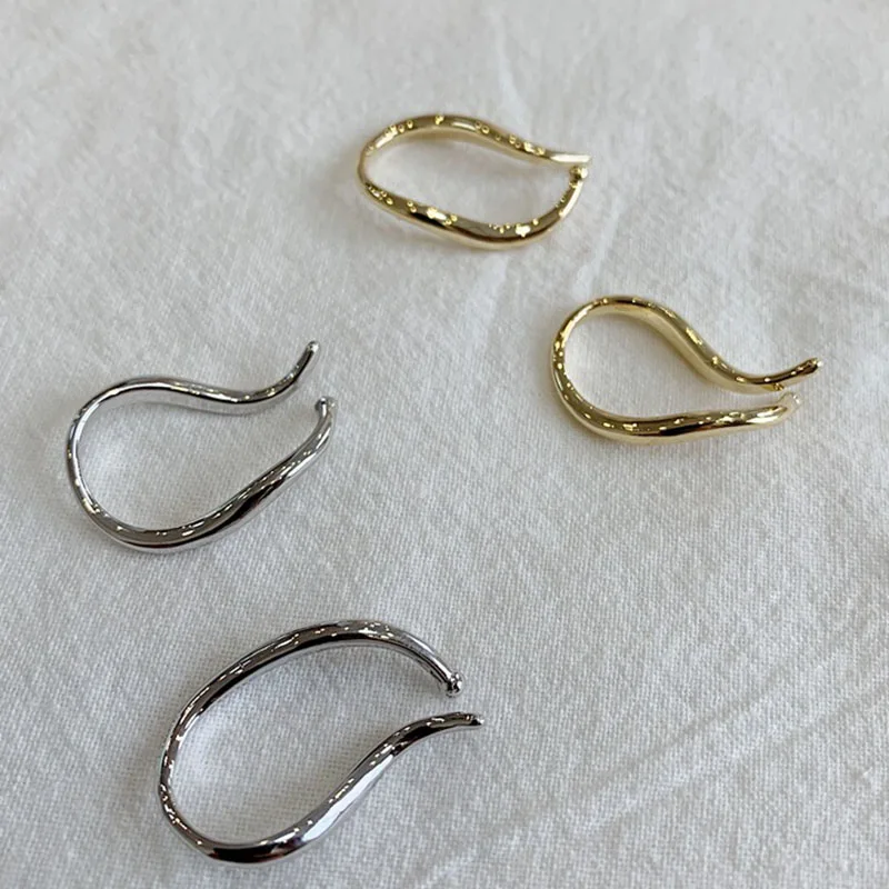 

Minimalist Silver Gold Smooth Irregular Oval Circle Metal Ear Cuff Clip On Earrings Without Piercing Simple Earcuffu Accessories New Fashion Jewelry