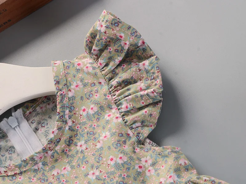 Платья для девочек новые летние платья без рукавов с милым рисунком Минни Маус в полоску из хлопка и конопли