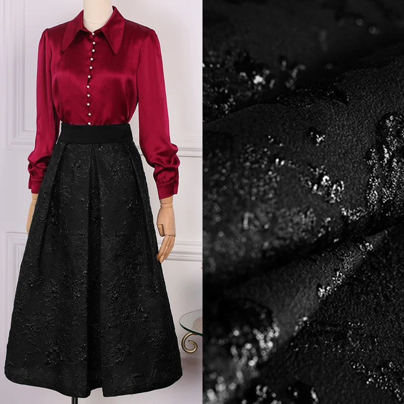 146 см шириной 120 г/м Вес Черная жаккардовая полиэфирная ткань для осеннего и весеннего платья пальто куртка DE1110