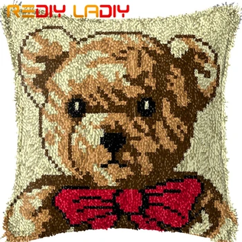 

Latch Hook Cushion Lovely Bear Pre-Printed Canvas Cushion Cover Acrylic Yarn Crochet Pillow Case Kit Hobby & Crafts Home Decor