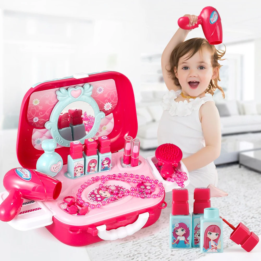 play makeup for little girl