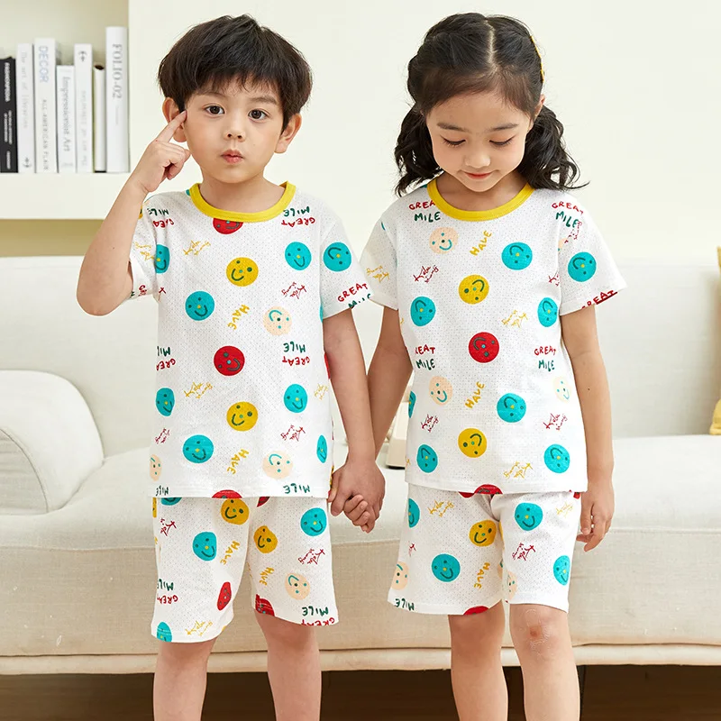 Sleepwear & Robes cheap Strawberry Pajamas Girls Cotton Set Summer Children's Clothing Sets Toddler Boy Sleepwear Korean Kids Casual Suit 2 6 8 10 Years night gowns cheap Sleepwear & Robes
