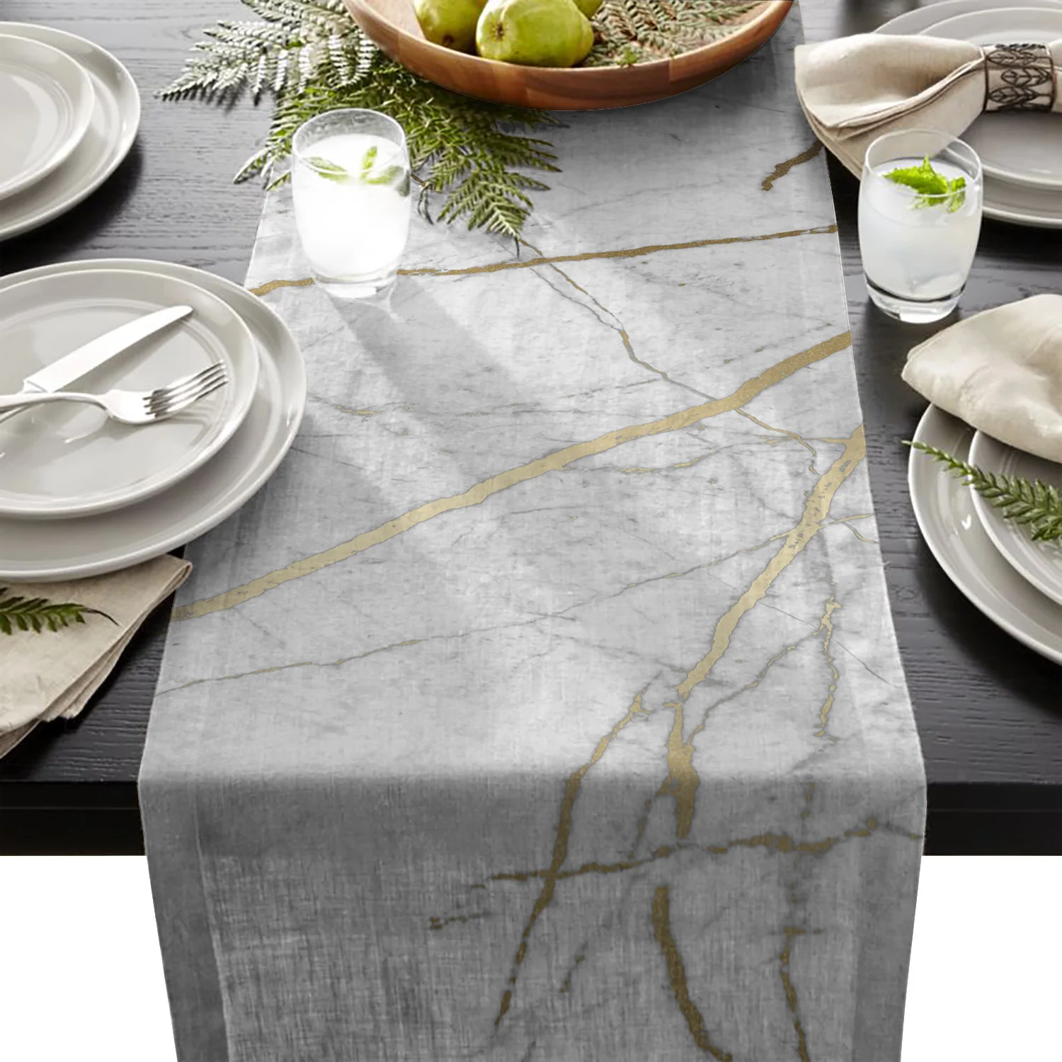 Dining Room Table Runners - Faux Fur Table Runner Decorative Mongolian Fur Table Flag Modern Dining Fabric Bohemian Plush Table Runners For Coffee Table Living Room Home Decor 12x88 Inch Buy Online At Best Price In Uae / So i decided to nix buying any table runners from the tablecloth aisle and buy other items to spruce up my dining room table.