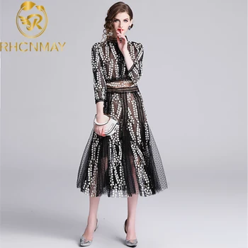 

High Quality Women Party Dress 2020 Runway Luxury Black Mesh Embroidery Floral Three Quarter Sleeve Split Midi Dress