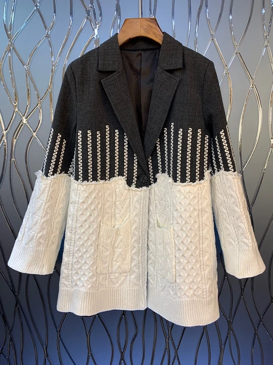 

2019 Early autumn new woman Lapel irregular color stitching knitted long sleeve suit short jacket 902