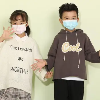 

1Pcs Disposable Non-woven Breathable Dustproof Kids Solid Color Mouth Masks Solid color, make your kids look cooler. breathable.