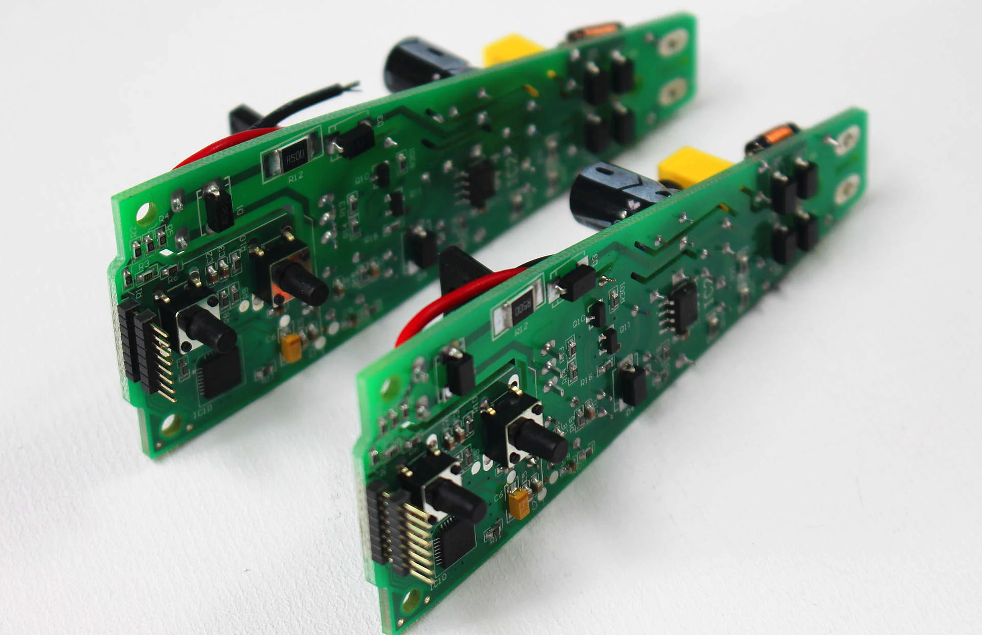 При создании PCBA карты устройство pcb с программного и аппаратного обеспечения Поддержка IC чип NEC и BGA паяльная PCBA поставщик монтажная плата ценовое предложение Мощность доска