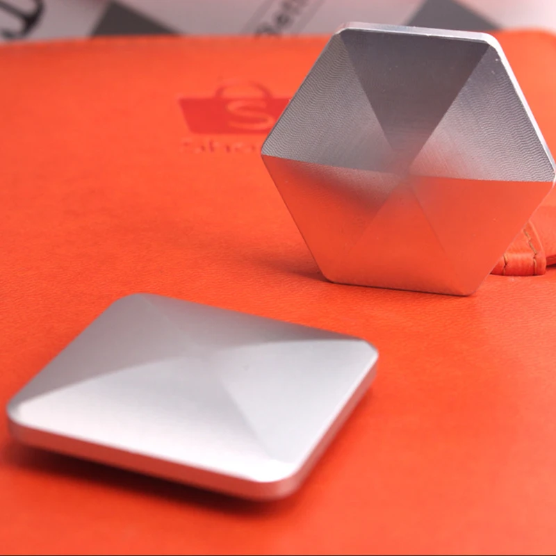 

New Office Home Desktop Decompression Artifact Flipo Flip Desk Metal Fingertip Toy Finger Toys For Adult Kid Multi Function