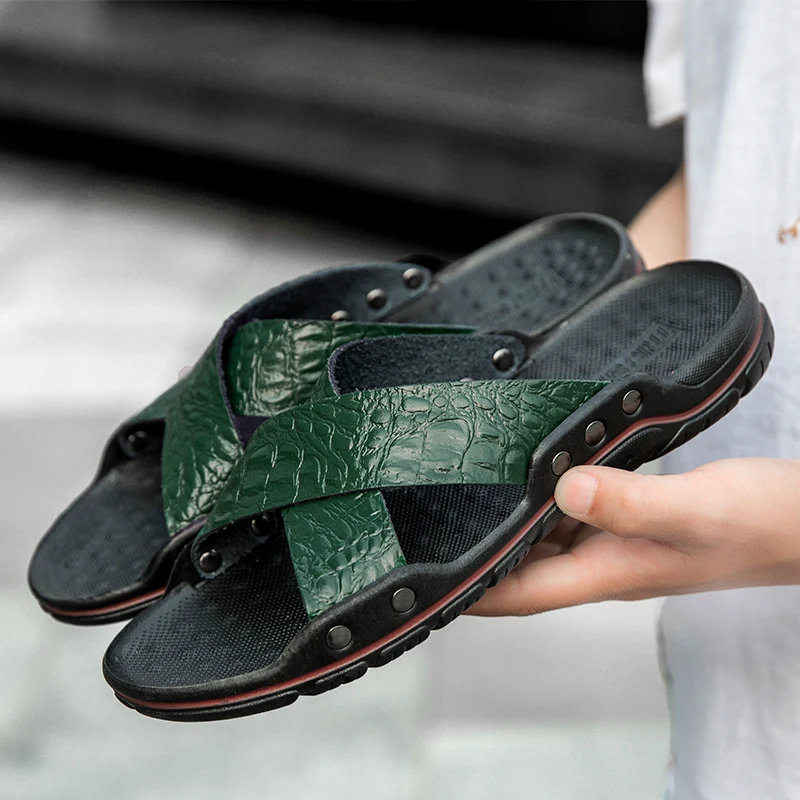Summer Men's Slippers Genuine Leather Breathable Slippers Sandals Luxury Classics Men Flip Flops Outdoor Moccasins Soft Shoes