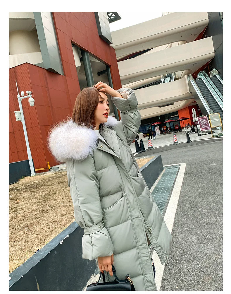 Новинка зимы Стиль Dongdaemun средней длины пуховик Для женщин, до колена; длинные сапоги выше колена воротник из натурального меха, модное плотное пальто Модная одежда
