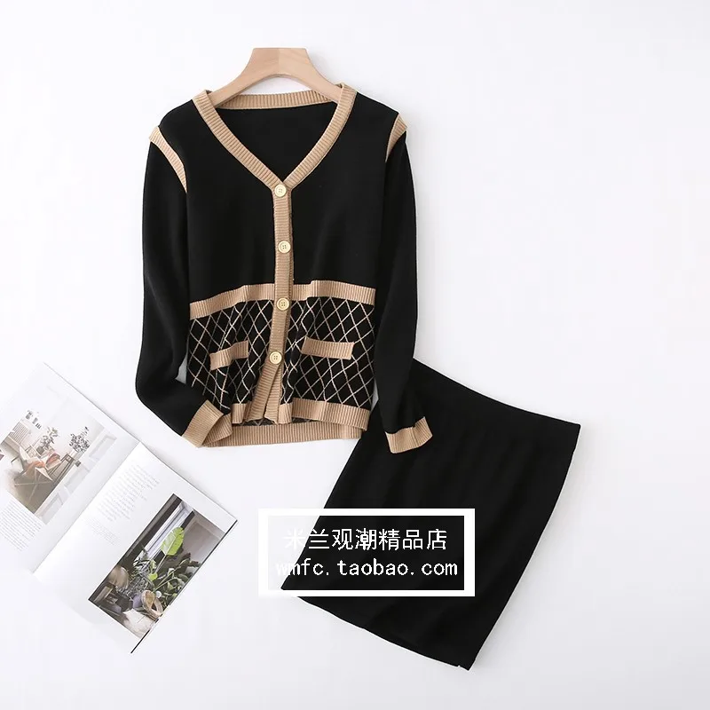 

A Generation of Small Fragrant Black And Golden Rhombus Dress Do Cardigan Elegant Slim Fit Elegant Entity