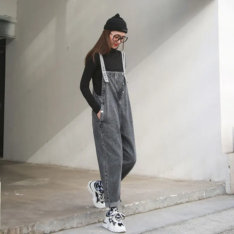 

Autumn and winter wear loose-fitting jeans overalls for women show slim jumpsuits with high waists and wide legs