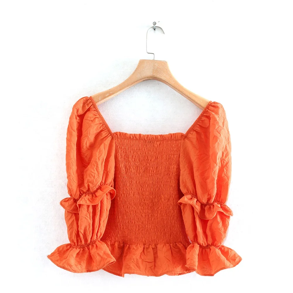 Женская рубашка с оборками эластичная короткая квадратным воротником и