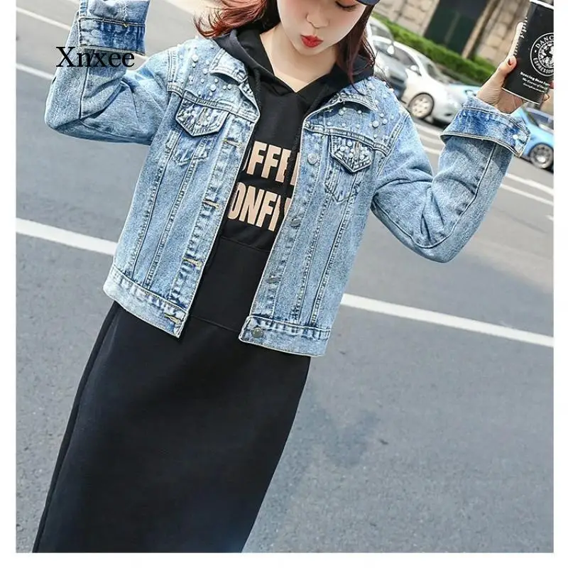 

Женская короткая джинсовая куртка, демисезонная Повседневная джинсовая куртка с жемчужными бусинами и длинным рукавом, джинсовое пальто в стиле ретро, женская джинсовая куртка
