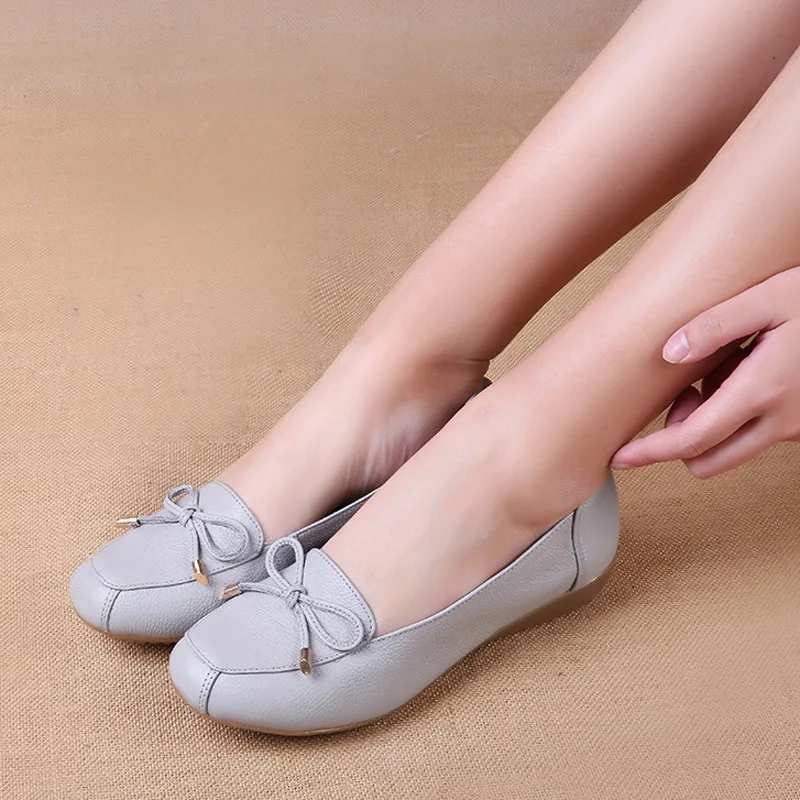 

Spring And Autumn Mom Shoes Single Leather Shoes Soft Bottom Shoes Versatile Flat Top Shoes Middle-aged WOMEN'S Shoes Moccosins