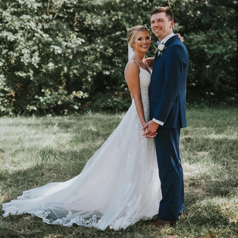 

Eightale Boho Wedding Gowns 2020 V-Neck Appliques Lace Tulle A-Line Backless Spaghetti Strap Wedding Dresses Elegant Bride Dress