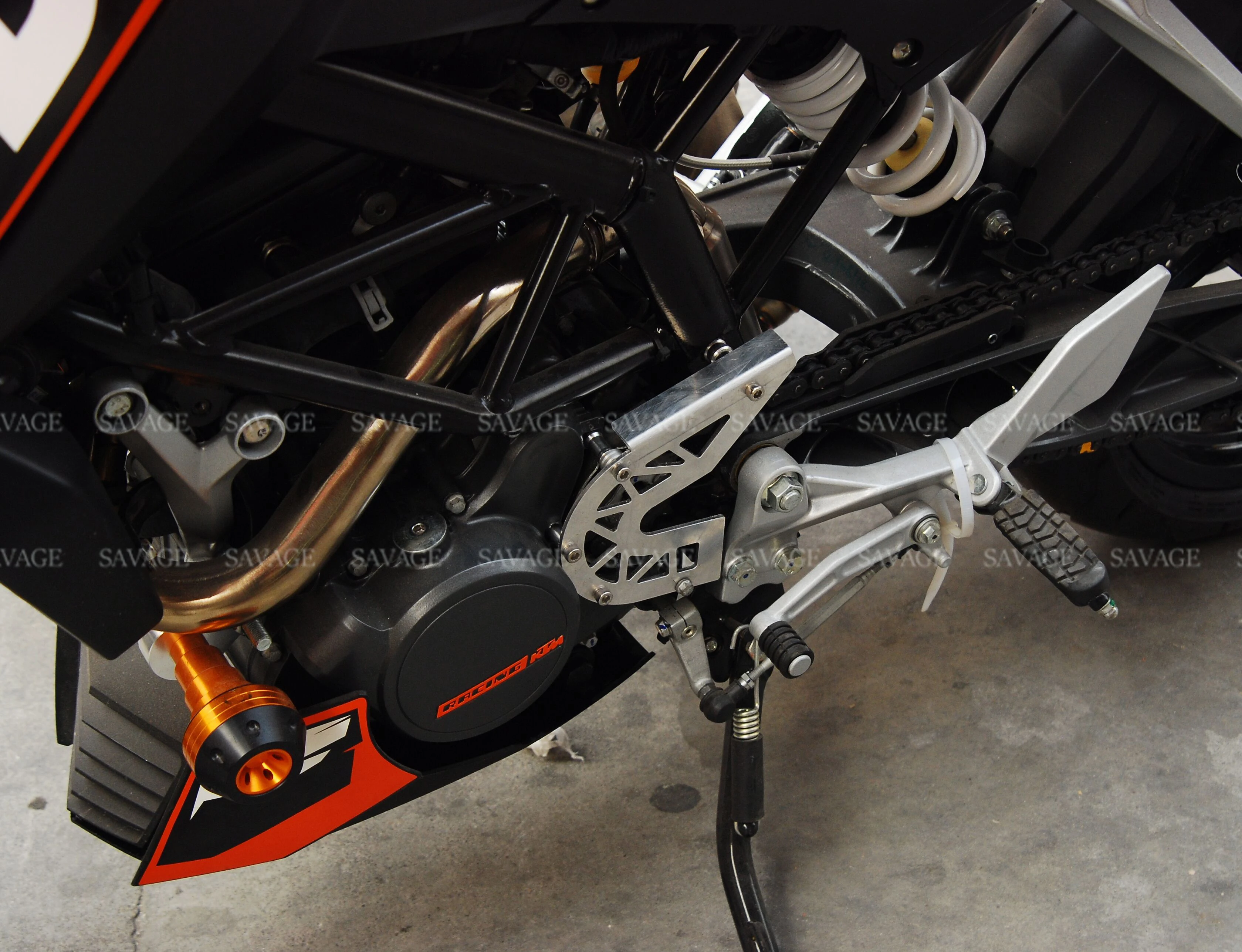 Передняя защитная крышка цепи Spocket для DUKE 125 200 RC RC125 RC200 аксессуары мотоциклов