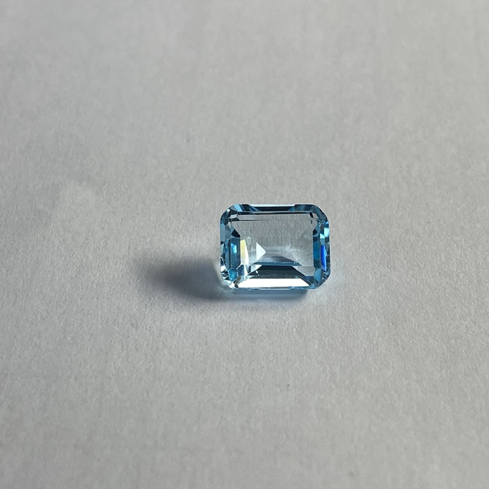 Emerald cut 10&times;8mm 4.1 carats 100% natural sky blue topaz loose gemstone for fashion earring Ring making