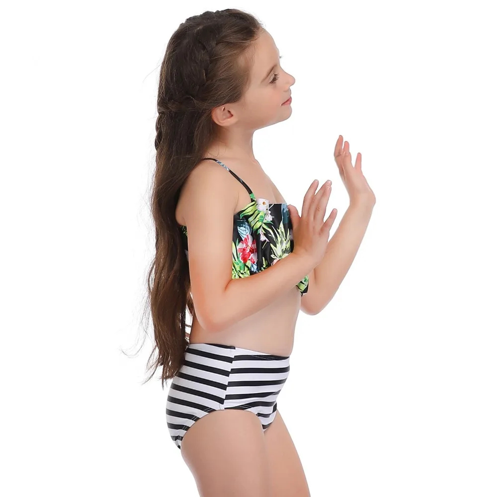 fille 13 ans maillot