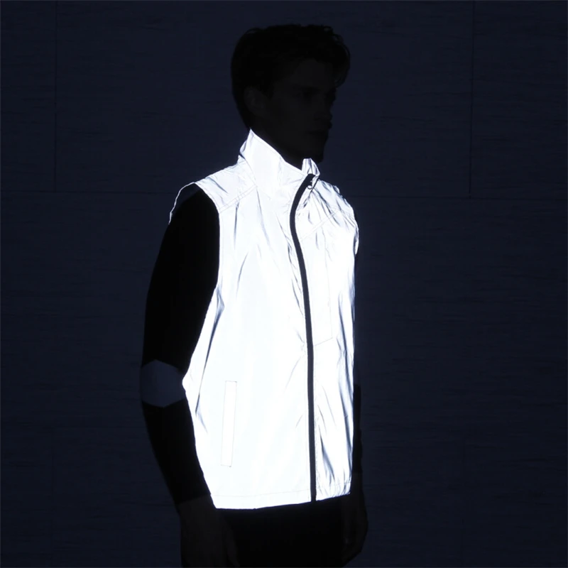 8700139140_1484932146