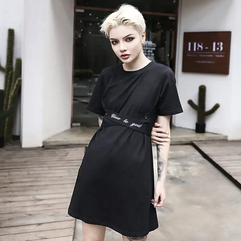 t shirt dress and belt