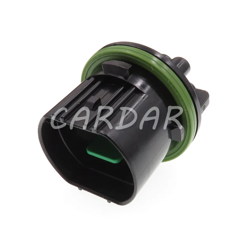 Рисунок 4 - Водонепроницаемый штекер для автомобильной фары