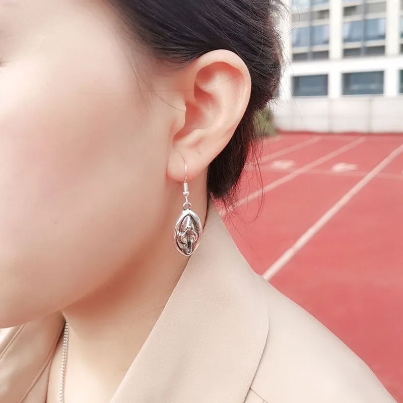 Original Female Genital Earrings Retro Cute Source Of Life Amulet Earrings Jewelry 5