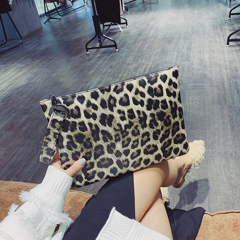 Casual Bags for Women Animal Print Leopard Clutch Female Fashion Design Leather Wallet Messenger Bag Ladies Elegant Handbag