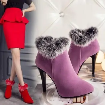 

2020 winter Korean version of the tide with pointed side zipper rabbit hair warm Martin boots female