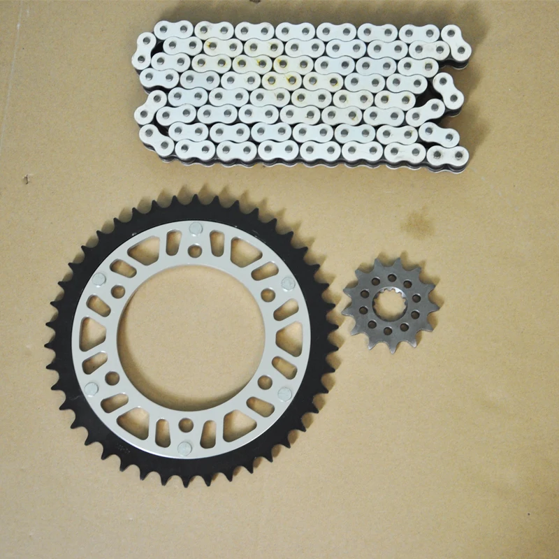 Motorcycle Complete Sets Front Rear Sprocket O ring 520 Chain Kit For KAWASAKI GPZ250 R GPZ250R 88-05 ZZR250 EX250 Motorcycle Complete Sets Front Rear Sprocket O ring 520 Chain Kit For KAWASAKI GPZ250 R GPZ250R 88-05 ZZR250 EX250