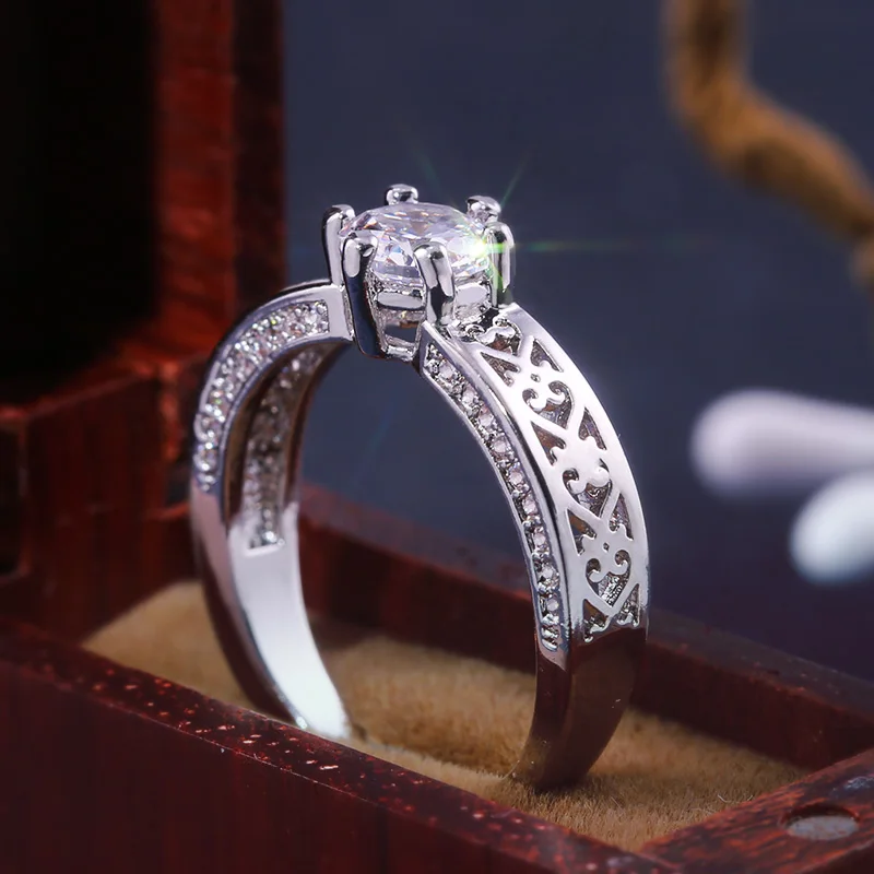 

Huitan Vintage Women Wedding Ring Band With Shiny Cubic Zircon Stone Prong Setting Ancient Pattern Anniversary Gift For Women