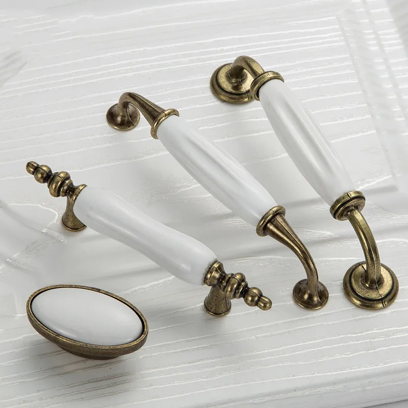 5pcs-White-Ceramic-Door-Handles-European-Antique-Furniture-Handle-Drawer-Pulls-Kitchen-Cabinet-Handles-and-Knobs (1)