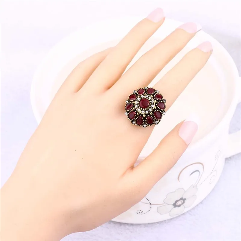 Fashion Rings Fashion Ring Crystal Rings Luxury Crystal Flowers Ring For Women Jewelry Fashion Rings Female Vintage Fashion Wedding Ring Women Ladies Retro Party
