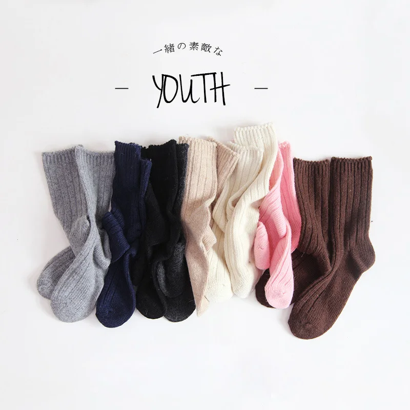 Осенне-зимние женские утепленные шерстяные носки. Винтажные женские мягкие теплые шерстяные короткие носки с вертикальными полосками. 8 цветов