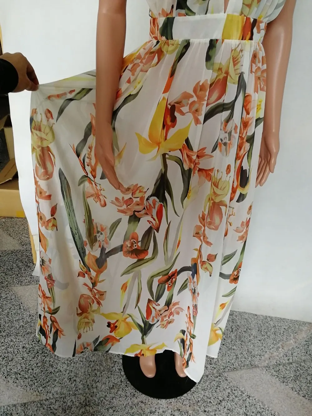 10989136888_153807794