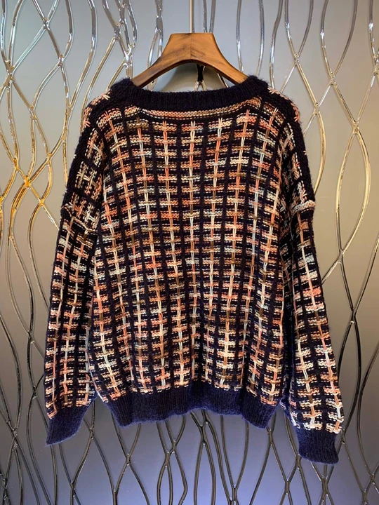 Early autumn new women's round collar Plaid knitted decorative loose-sleeved sweater knitted shirt 1004
