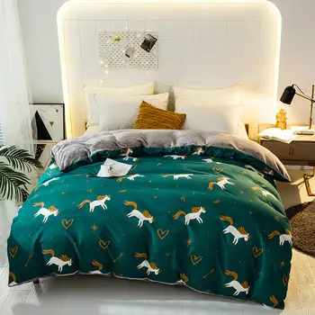

Thick flannel mane quilt for children and adults, double-sided fashion design soft and comfortable to add festive atmosphere