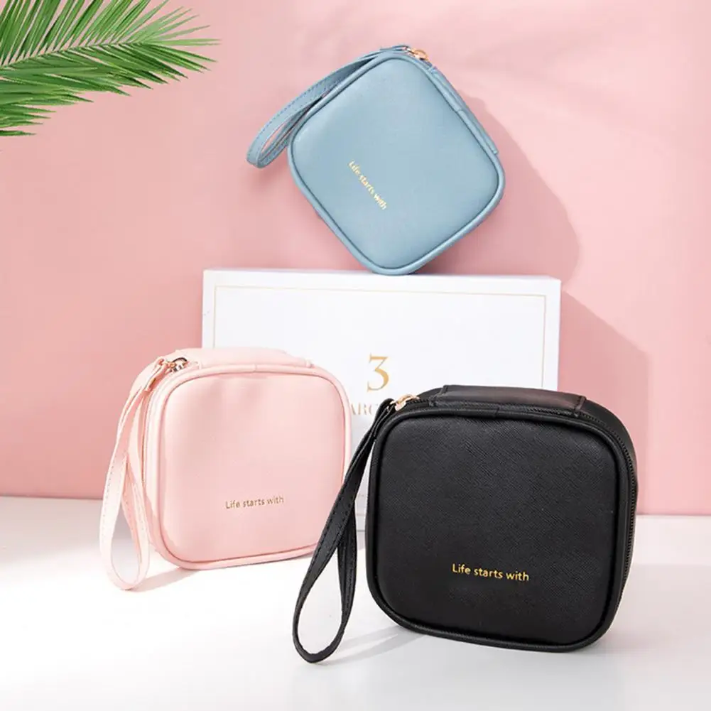 

Cute Sanitary Napkin Pouch Portable Tampon Storage Bags Mini Waterproof Sanitary Napkin Storage Bag Faux Leather Pouch for Girl