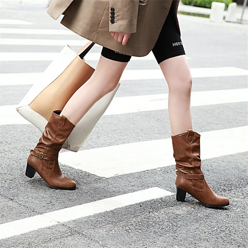 

2020 Autumn/Winter new mid-high heel leather belt buckle vintage British style Martin boots European and American round head Che