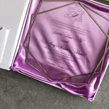 В переменного тока, 50-бесплатно при индивидуальном заказе ясно Стекло акриловые фольгой серебряного цвета свадебные пригласительные открытки с Коробки и открытки для ответа на приглашение