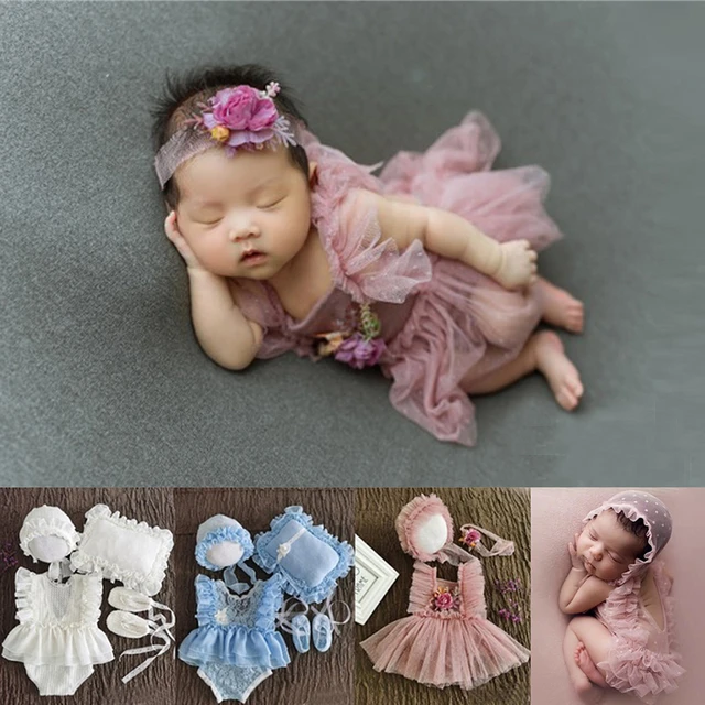 Set de bebé recién nacido 0-3 meses ideal para fotos. Incluye zapatos  bordados, vestido y diadema. $450 Usado solo una vez para fotos