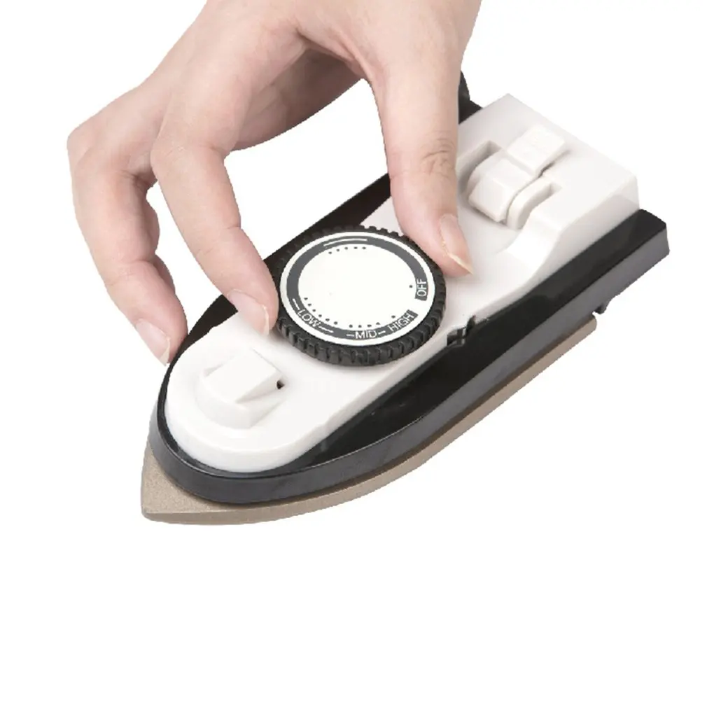 Creative Portable Handheld Iron Home Small Mini Folding Travel Clothes Hanging Machine Steam Handheld Iron