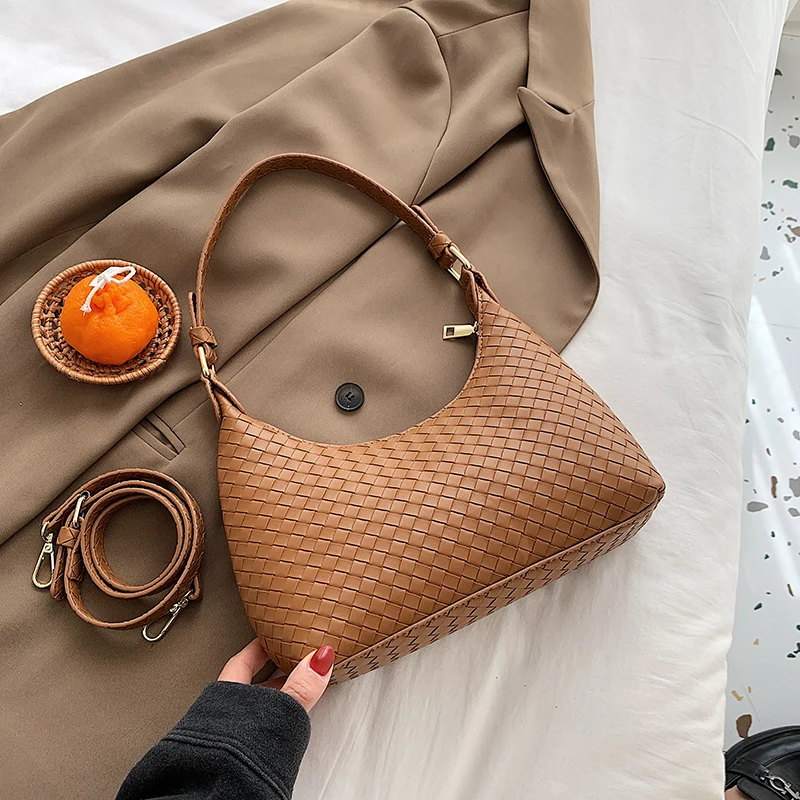 

Shoulder Bags For Women 2020 New Luxury Designer Knitting Leather Crossbody Fashion Shopper Big Baguette Female Ladies Handbags