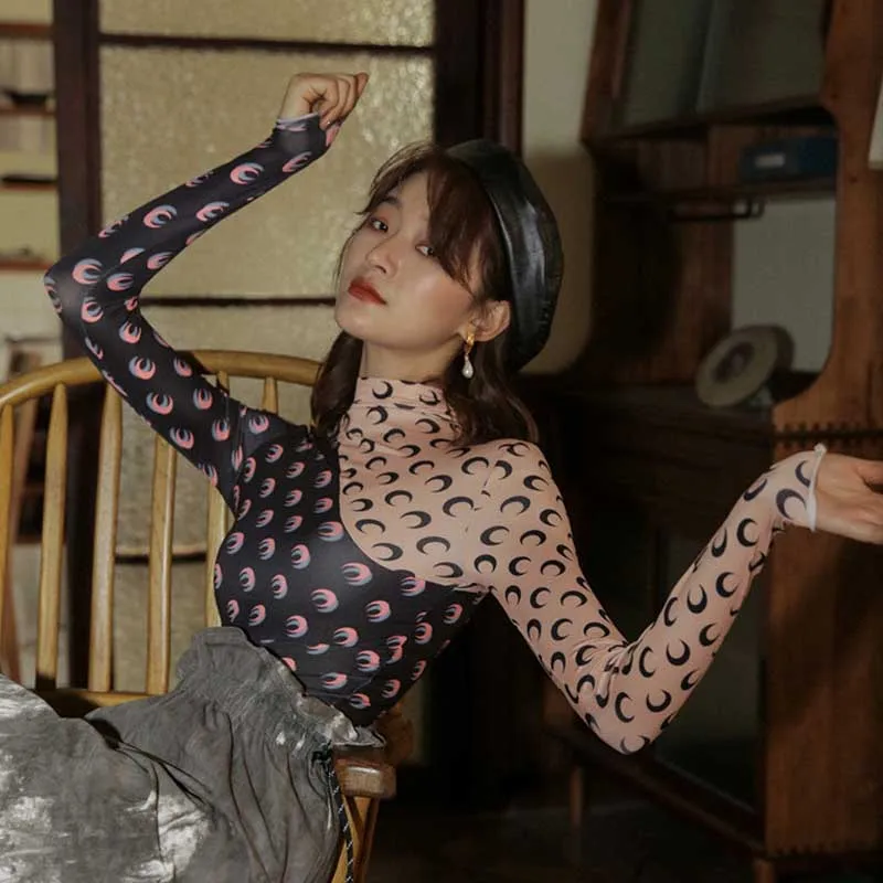 One-Piece Women T Shirt 2020 Summer Designer Moon Print T Shirt Long Sleeve Turtle Neck Tops Color Block T Shirt Lady