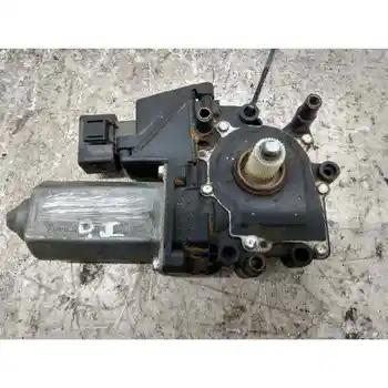 

119024114 WINDOW MOTOR FRONT LEFT AUDI A6 AVANT (4B5)