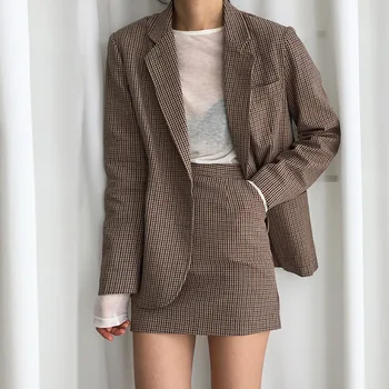 

Korean retro lapel loose long-sleeved blazer + high waist was thin skirt women