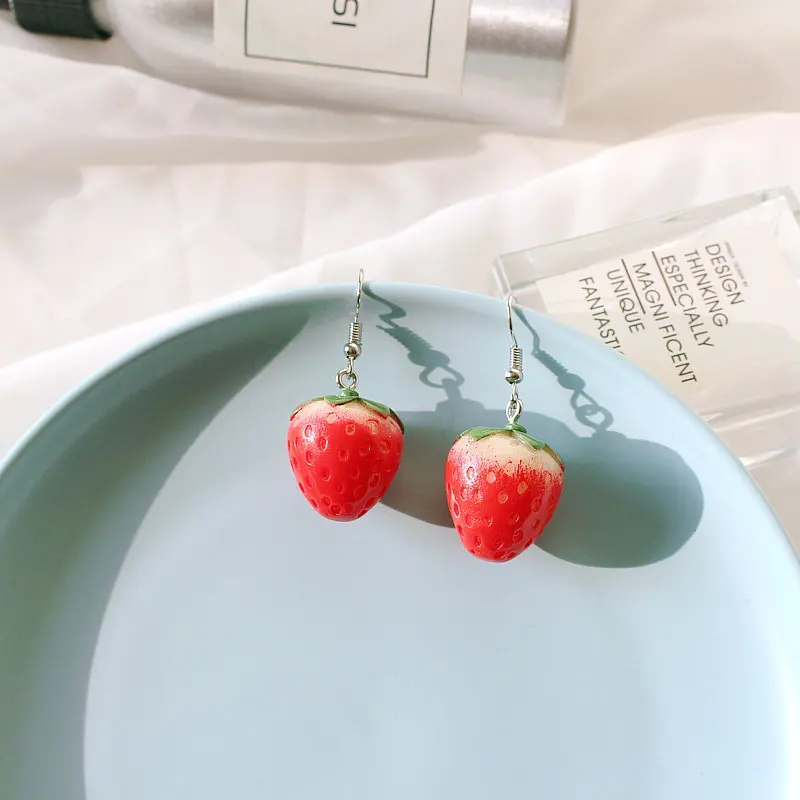 Japan South Korea Sweet Cute Simulation Strawberry Drop Earrings Fashion Girl Gift Fun Fruit Resin Women Ear Clip | Украшения и