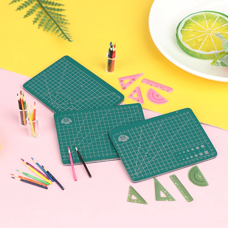 

New Hot! 1Set 1:12 Scale Dollhouse Miniature Cutting Mat Scissor Ruler Pencil Pen Holder Model Accessories