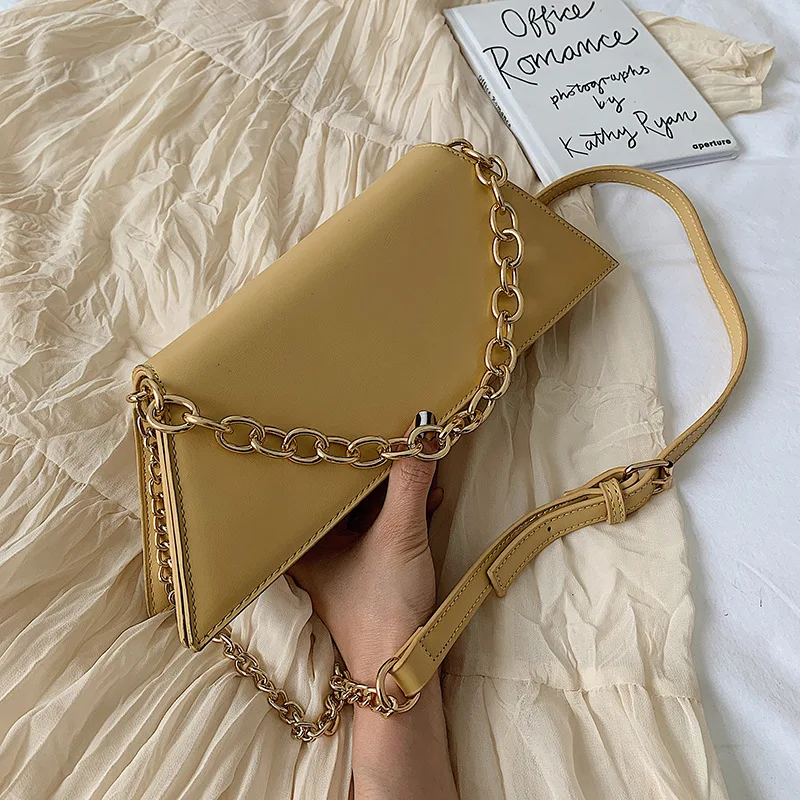 

Summer personality female 2019 new fashion trapezoidal messenger bag chain shoulder bag